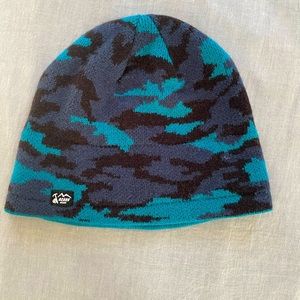 Women knit beanie hat